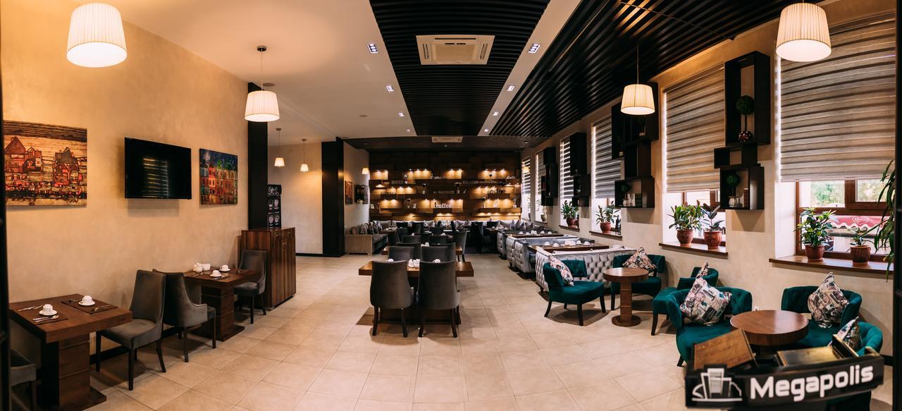 Megapolis Hotel Šymkent Exteriér fotografie