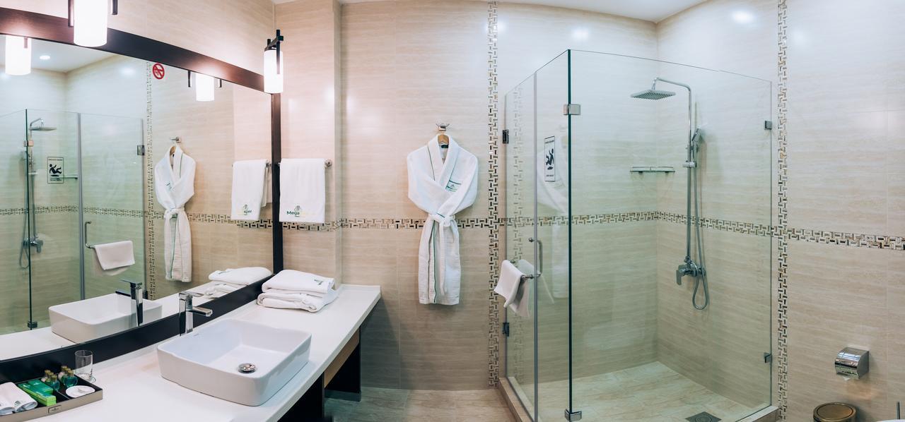 Megapolis Hotel Šymkent Exteriér fotografie